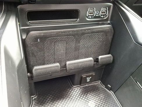 Used 2022 RAM 1500 Limited w/ Body Color Bumper Group image 24