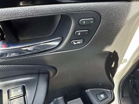 Certified 2023 Honda Ridgeline Black Edition image 17