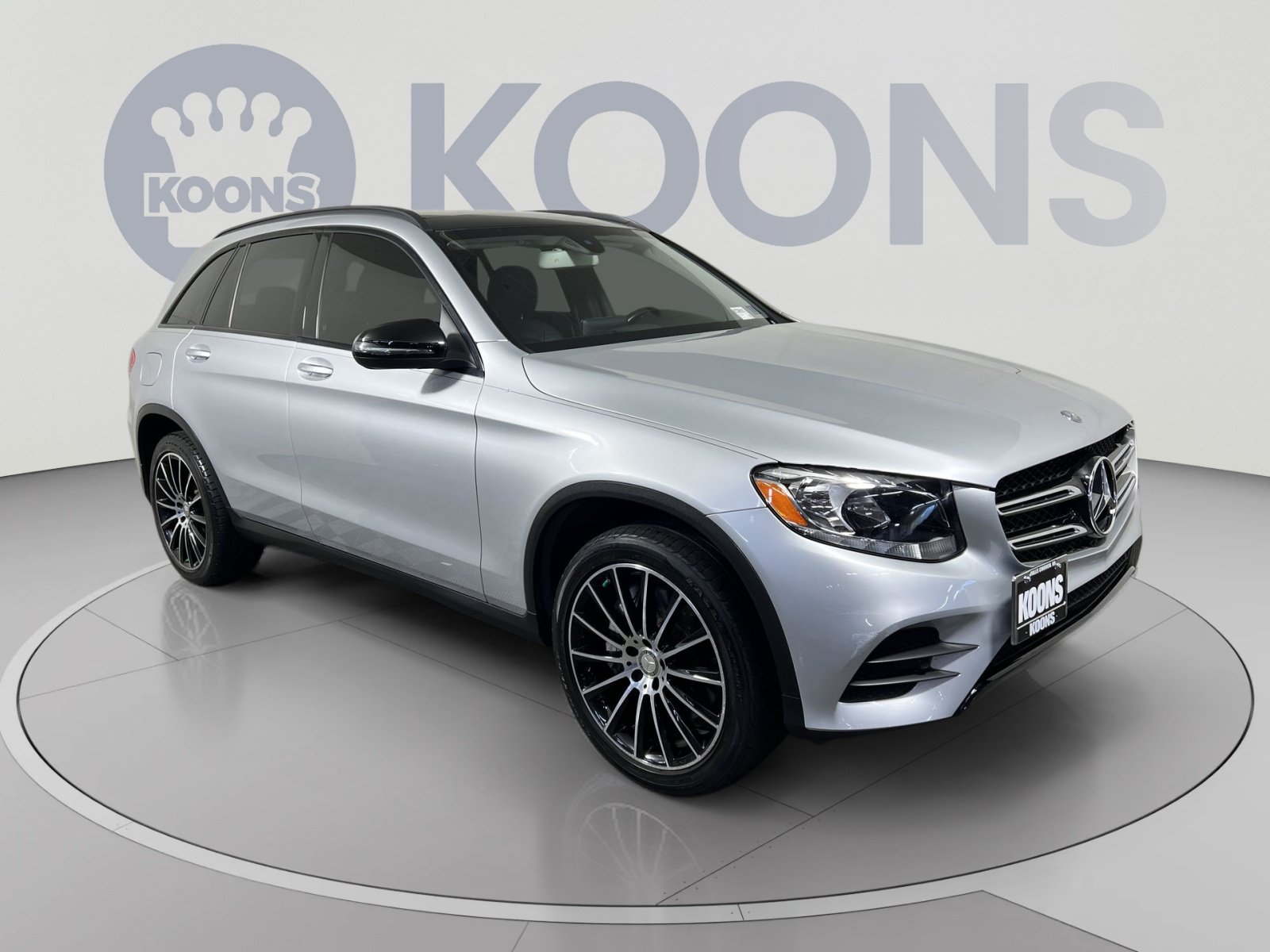 Used 2016 Mercedes-Benz GLC 300 4MATIC image 2