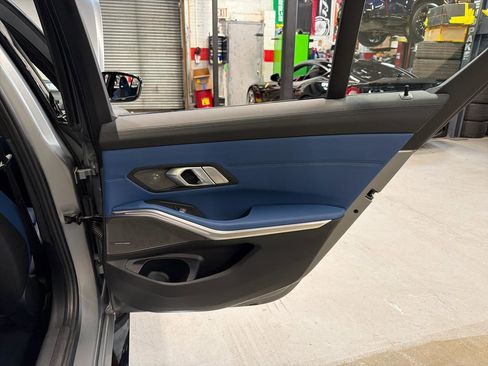 Used 2025 BMW M3 Competition w/ M Carbon Exterior Package AWD/4WD image 27
