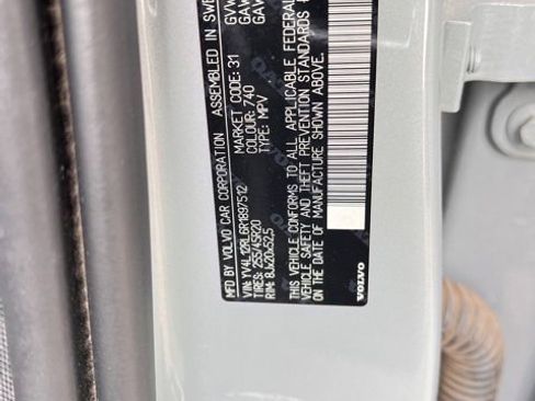 Used 2024 Volvo XC60 B5 Plus image 6