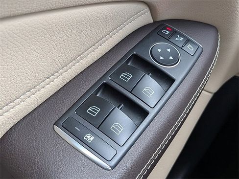 Used 2018 Mercedes-Benz GLE 350 image 24