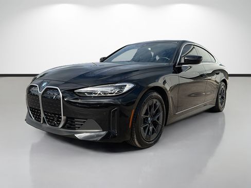 Used 2023 BMW i4 eDrive40 w/ Parking Assistance Package RWD image 7