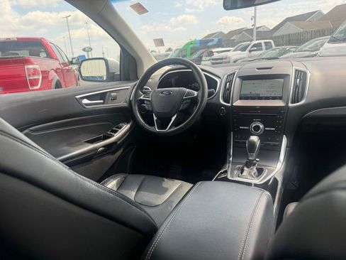Used 2017 Ford Edge Titanium w/ Equipment Group 301A AWD/4WD image 48
