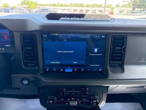 Used 2024 Ford Bronco Everglades AWD/4WD image 18