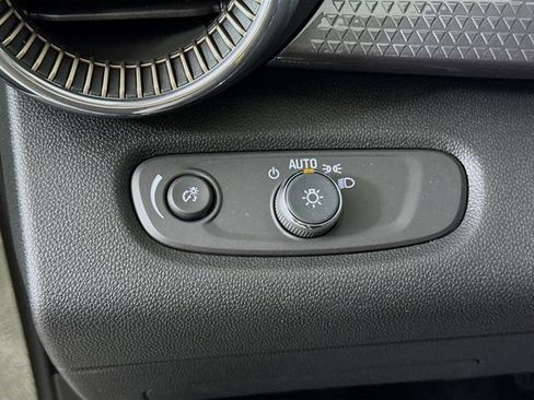 New 2026 Chevrolet Trax ACTIV w/ Driver Confidence Package FWD image 10