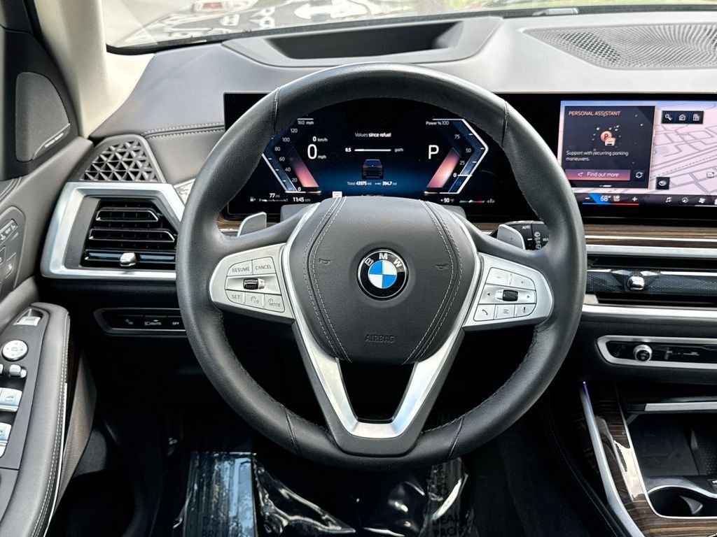 Used 2024 BMW X7 xDrive40i w/ Premium Package AWD/4WD image 23