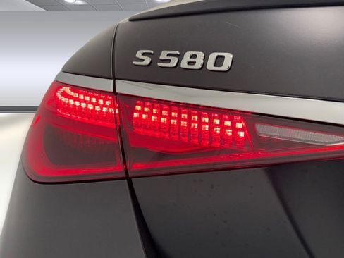 New 2026 Mercedes-Benz S 580 4MATIC Sedan image 9
