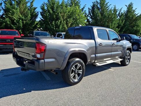 Certified 2019 Toyota Tacoma TRD Sport w/ Technology Package AWD/4WD image 6