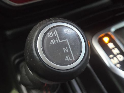 Used 2023 Jeep Gladiator Rubicon w/ Cold Weather Group AWD/4WD image 28