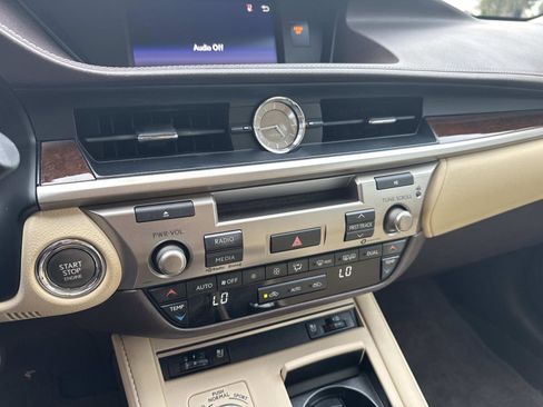 Used 2017 Lexus ES 350 image 26