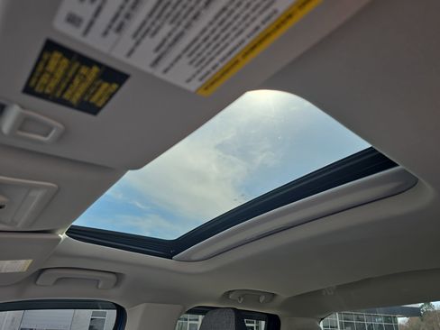 Used 2024 Ford Maverick XLT w/ XLT Luxury Package image 32