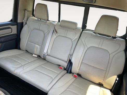 Used 2019 RAM 1500 Limited AWD/4WD image 16
