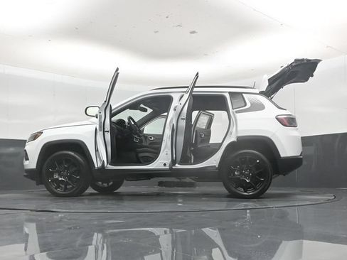 New 2026 Jeep Compass Latitude AWD/4WD image 59