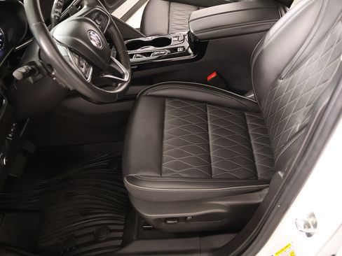 Used 2023 Buick Envision Avenir FWD image 11