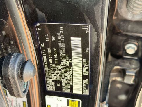 Used 2023 Toyota Corolla Cross L FWD image 23