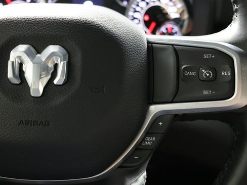 Used 2024 RAM 2500 Big Horn w/ Sport Appearance Package AWD/4WD image 26