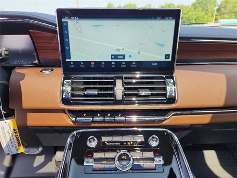 New 2023 Lincoln Navigator Reserve image 13