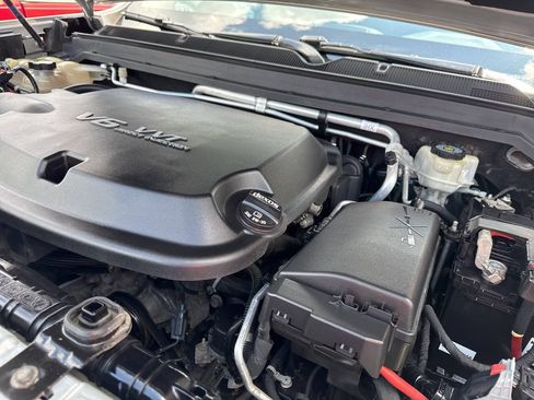 Used 2017 Chevrolet Colorado Z71 AWD/4WD image 12