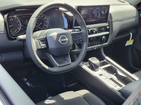 New 2026 Nissan Pathfinder SV FWD image 5