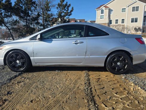 Used 2008 Honda Civic LX image 3