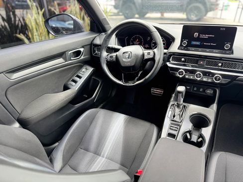 Used 2025 Honda Civic Sport image 19