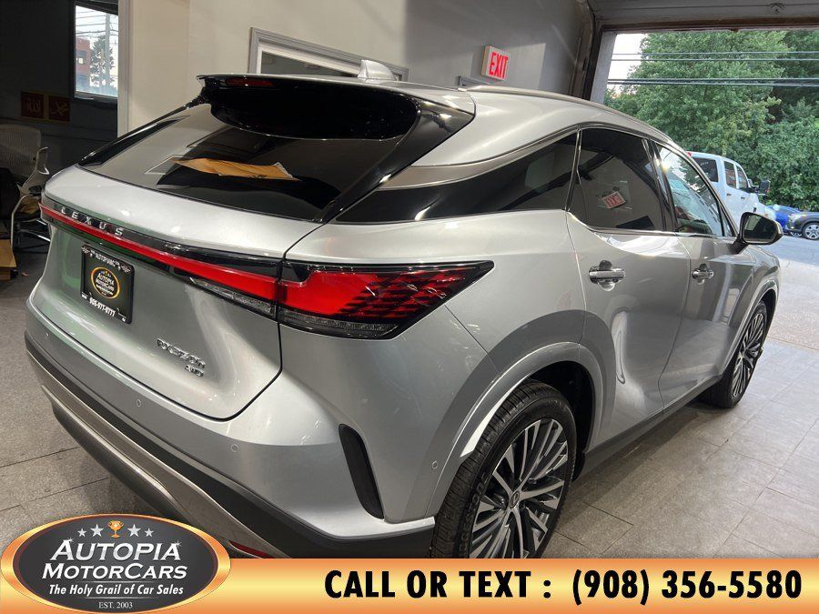 Used 2025 Lexus RX 350 w/ Convenience Package AWD/4WD image 7