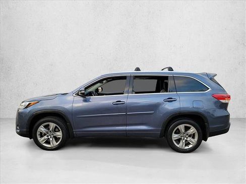 Used 2018 Toyota Highlander Limited image 8