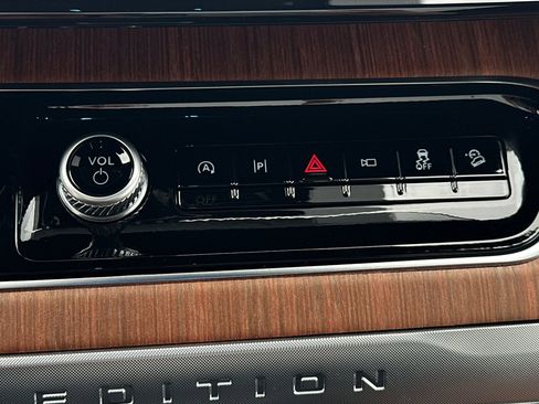 New 2025 Ford Expedition Max King Ranch image 21