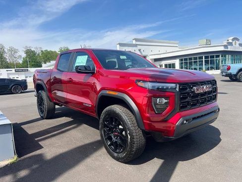 Used 2026 GMC Canyon Elevation w/ Convenience Package AWD/4WD image 2