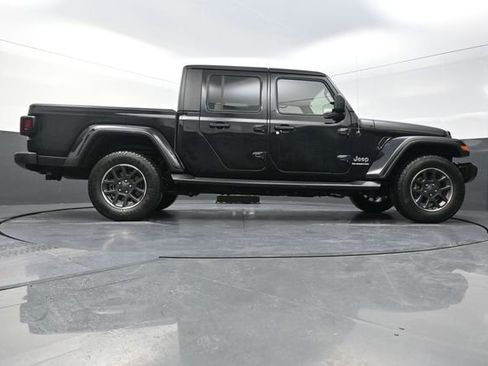 Used 2022 Jeep Gladiator Overland image 27