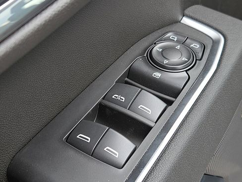 New 2026 Chevrolet Silverado 1500 LT Trail Boss w/ Safety Package image 13