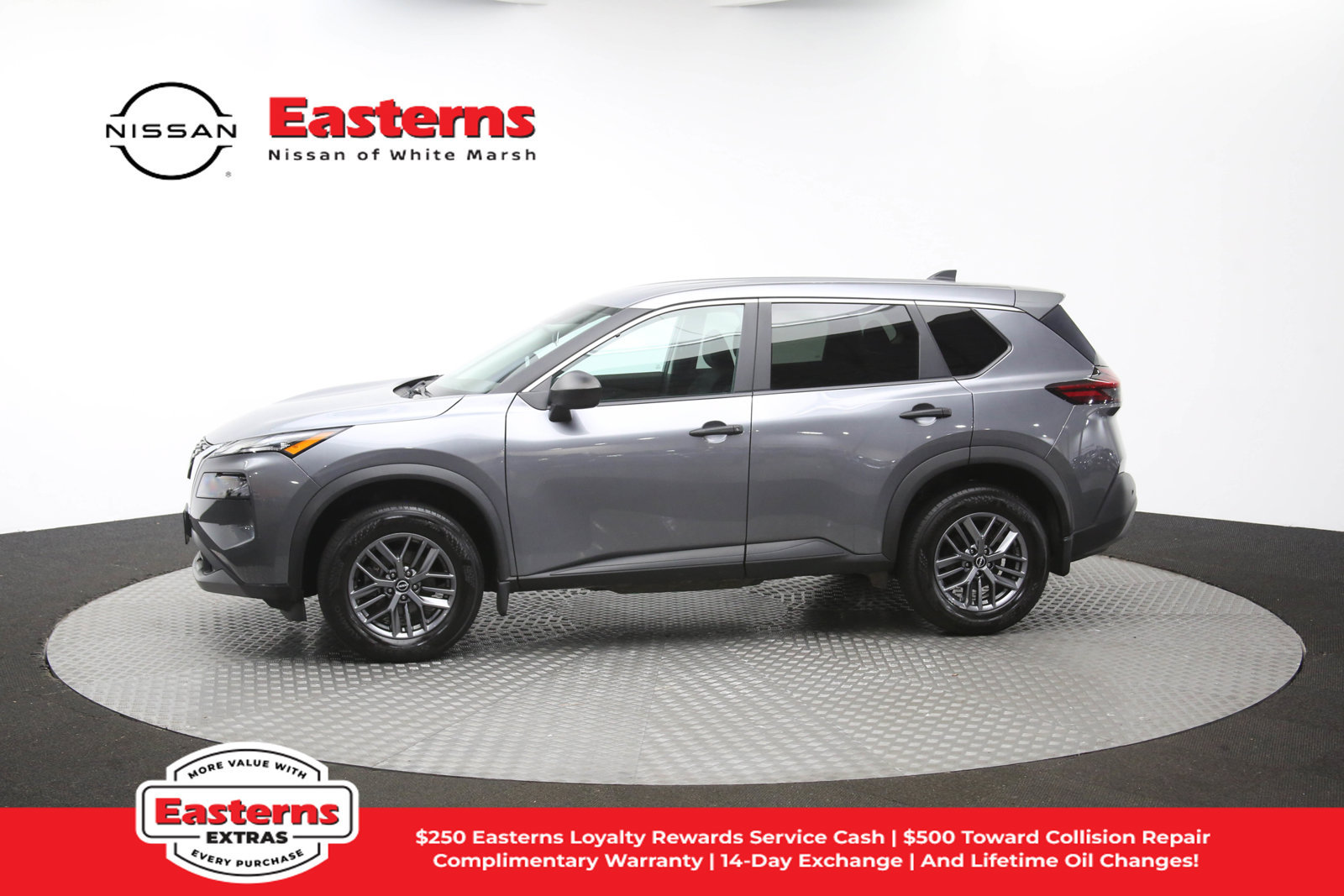 Used 2023 Nissan Rogue S AWD/4WD image 57