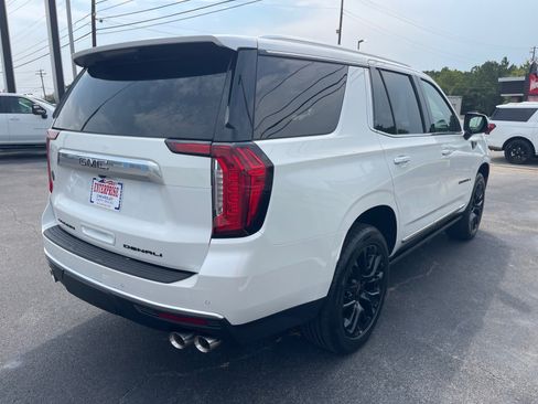 Used 2023 GMC Yukon Denali w/ LPO, Floor Liner Package AWD/4WD image 15