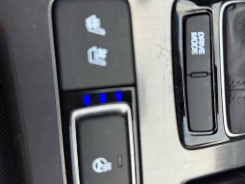 Used 2016 Hyundai Genesis 3.8 w/ Option Group 02 image 35