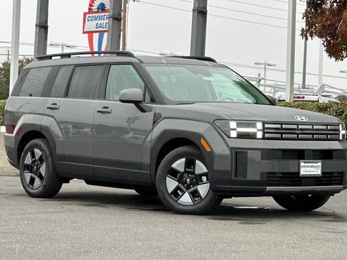 New 2026 Hyundai Santa Fe SEL image 2