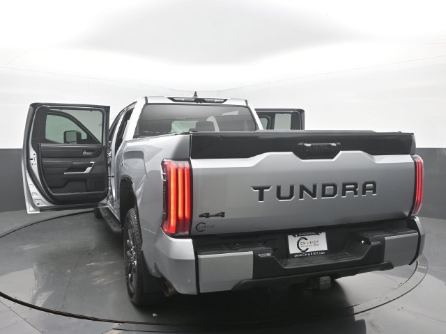 Used 2022 Toyota Tundra Platinum AWD/4WD image 49