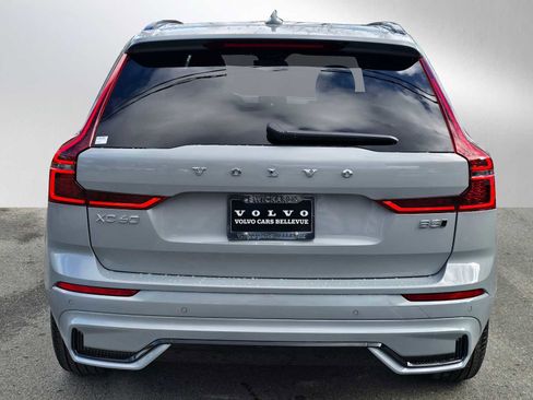 New 2026 Volvo XC60 B5 Core image 4