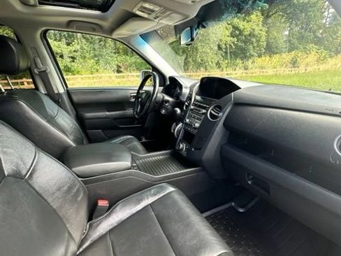 Used 2012 Honda Pilot Touring image 23