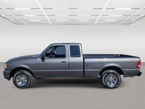 Used 2011 Ford Ranger XLT image 2