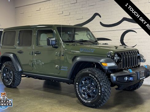 Used 2023 Jeep Wrangler Unlimited w/ Sun & Screen Package AWD/4WD image 1