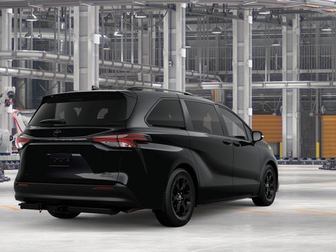New 2026 Toyota Sienna XLE Woodland Edition AWD/4WD image 11
