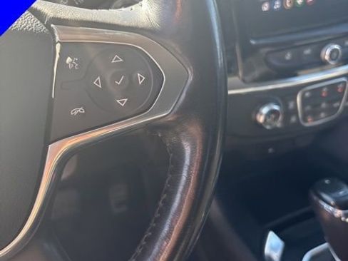 Used 2020 Chevrolet Traverse LT w/ Driver Confidence II Package image 14