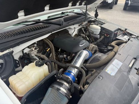 Used 2007 GMC Sierra 2500 W/T RWD image 23