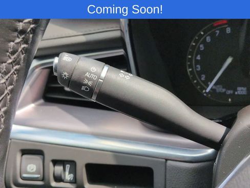 Used 2018 Cadillac XT5 Luxury w/ Driver Awareness Package FWD image 27