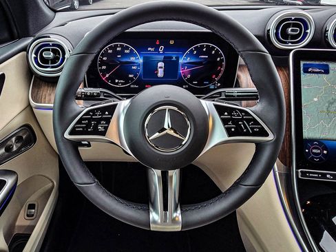 New 2026 Mercedes-Benz GLC 300 4MATIC image 25