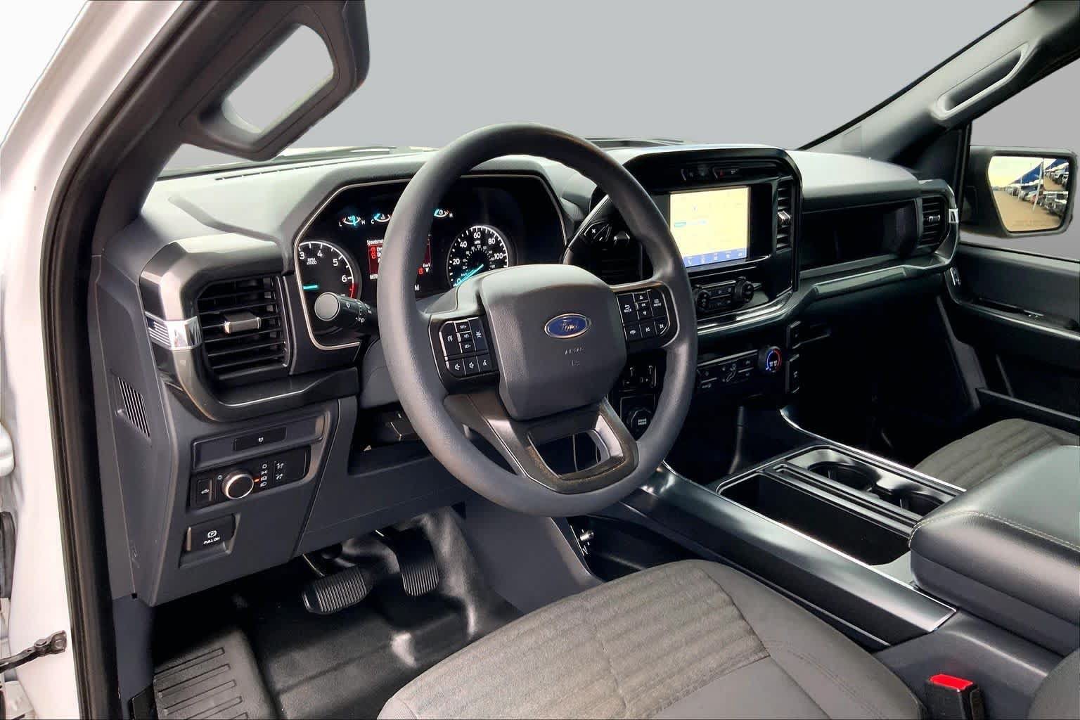 Used 2022 Ford F150 XL w/ STX Appearance Package RWD image 18