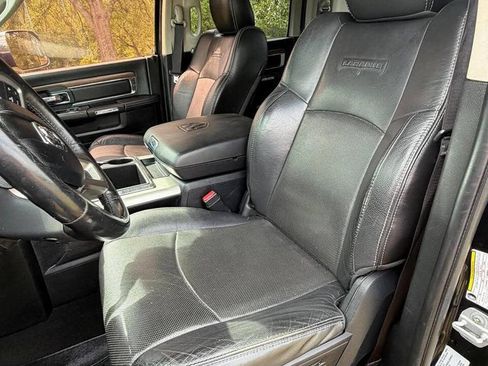 Used 2015 RAM 2500 Laramie AWD/4WD image 12