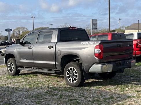 Used 2020 Toyota Tundra SR5 w/ TRD Off-Road Plus Package image 4