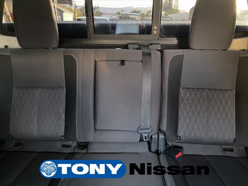 Used 2023 Nissan Titan SV w/ SV Convenience Package RWD image 17